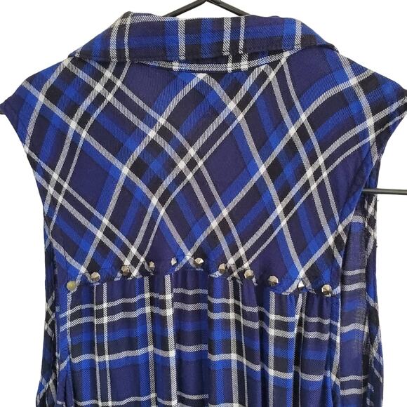 Y2K Rock & Republic Button Up Tank - Picture 4 of 5